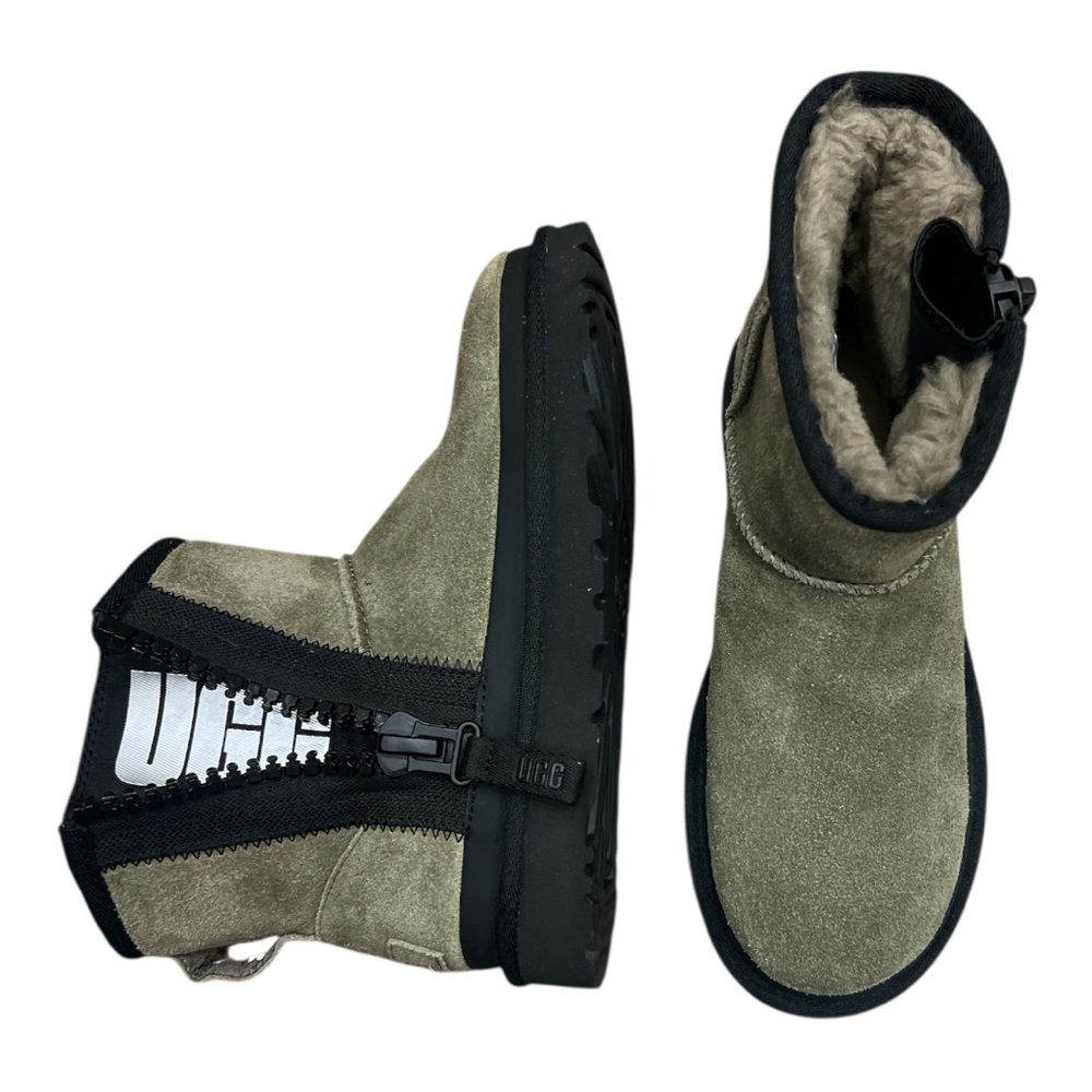 UGG Women's Classic Mini Zipper Tape Logo Boot Burnt Olive Size 6